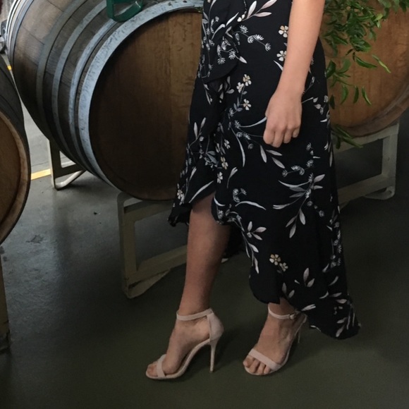 Lulus basic ankle strap heels - Picture 6 of 6